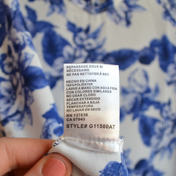 • FLORAL CAMISOLE • - Picture 4 of 5